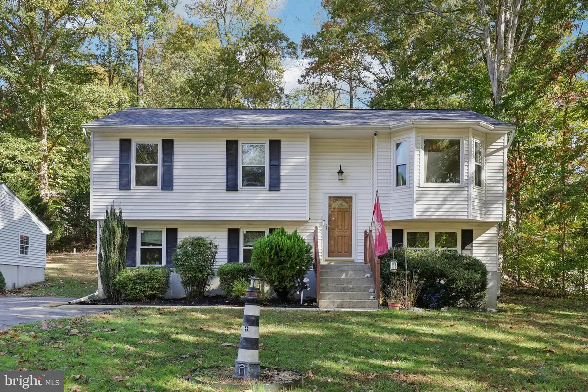 3240 Richfield Rd, Huntingtown, MD 20639 - Image #1