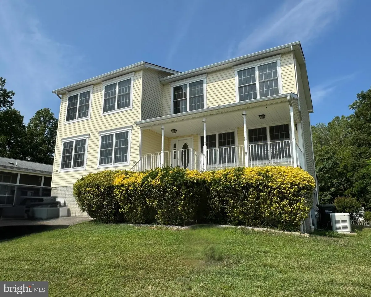 3902 Bayview Dr, Chesapeake Beach, MD 20732 - Image #1