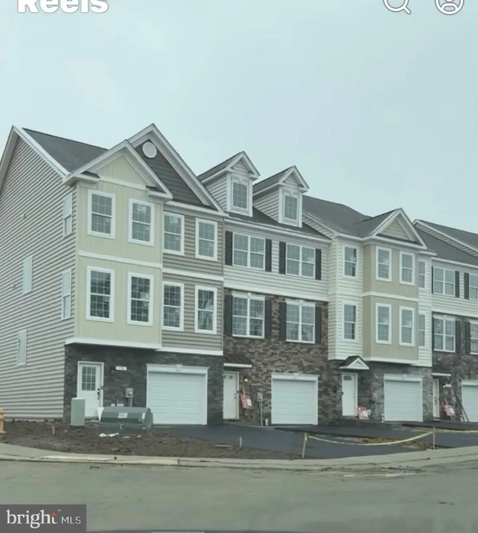 86 Potomac Ct, Prince Frederick, MD 20678 - Image #1