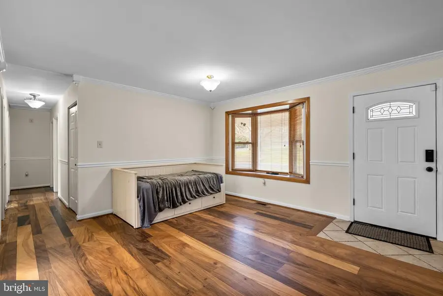 8261 Frances Ln, Owings, MD 20736 - Image #3