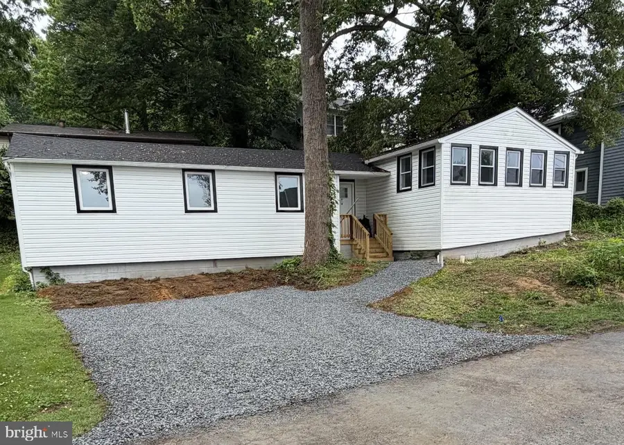 6045 Bayview Rd, Saint Leonard, MD 20685 - #2