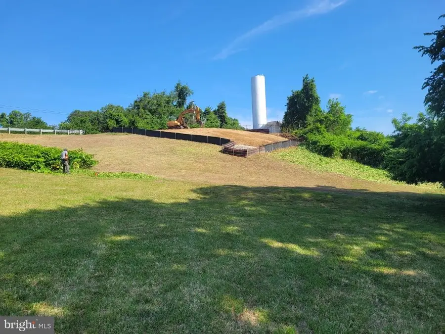 225 Dares Wharf Rd, Prince Frederick, MD 20678 - #2