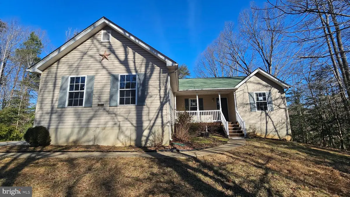 12106 Long Wolf Ln, Lusby, MD 20657 - #1