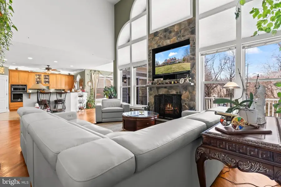 5 Cross Point Dr, Owings, MD 20736 - #3