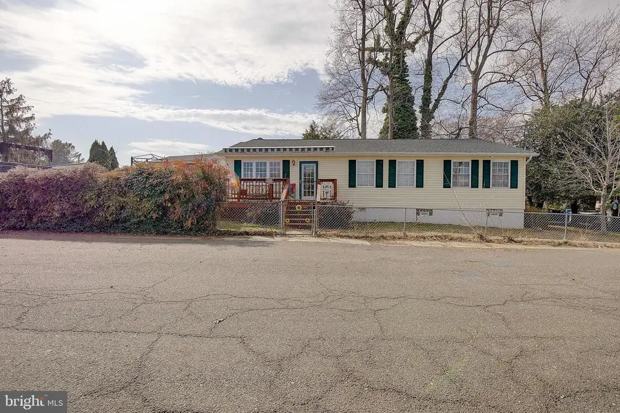 8328 D St, Chesapeake Beach, MD 20732 - #2