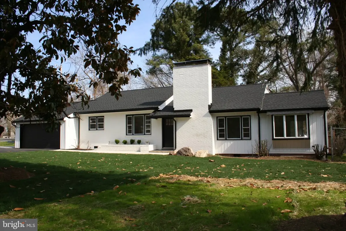 105 Calvert Towne Rd, Prince Frederick, MD 20678 - #1