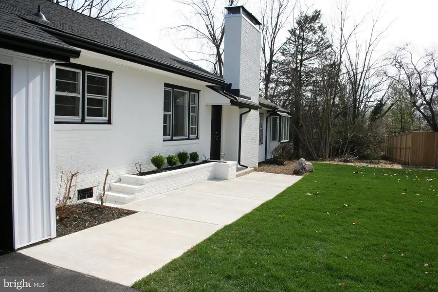 105 Calvert Towne Rd, Prince Frederick, MD 20678 - #2