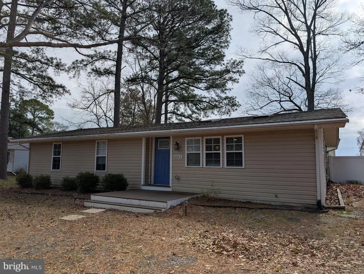 12820 Lake View Dr, Lusby, MD 20657 - #1