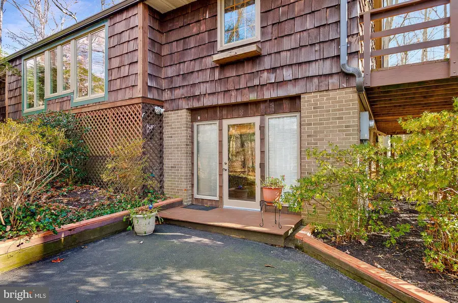 111 Autumn Ct, Huntingtown, MD 20639 - #3