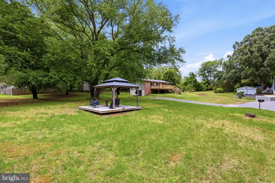 941 Pat Ln, Huntingtown, MD 20639 - #3