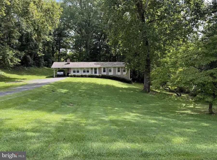 11219 Lakeview Dr, Dunkirk, MD 20754 - #3