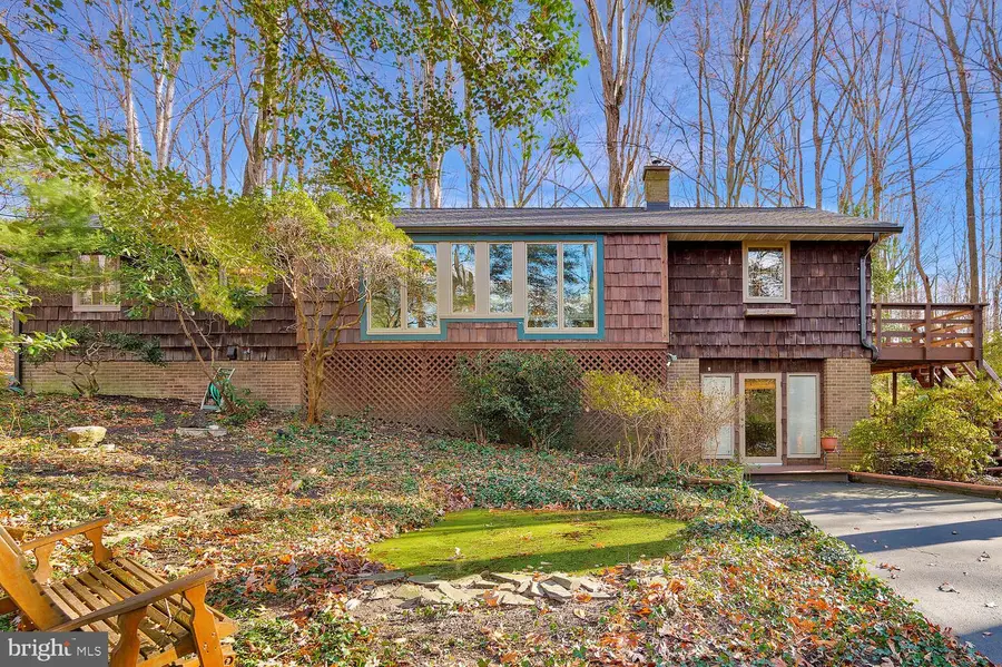 111 Autumn Ct, Huntingtown, MD 20639 - #2