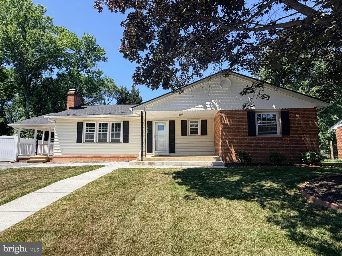 2546 Hillside Dr, Huntingtown, MD 20639 - #1