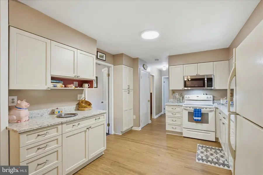9810 Golden Russet Dr, Dunkirk, MD 20754 - #2