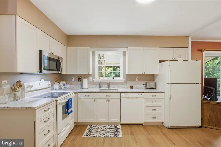 9810 Golden Russet Dr, Dunkirk, MD 20754 - #3