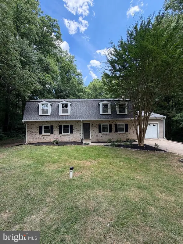 8827 Lafayette Dr, OWINGS, MD 20736