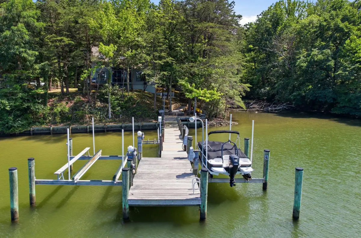 13127 Harbor Ln, Lusby, MD 20657 - #1