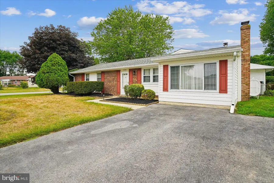 12194 Cavalier Dr, Dunkirk, MD 20754 - #2