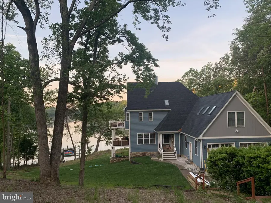 211 Sailboat Ct, Lusby, MD 20657 - #3
