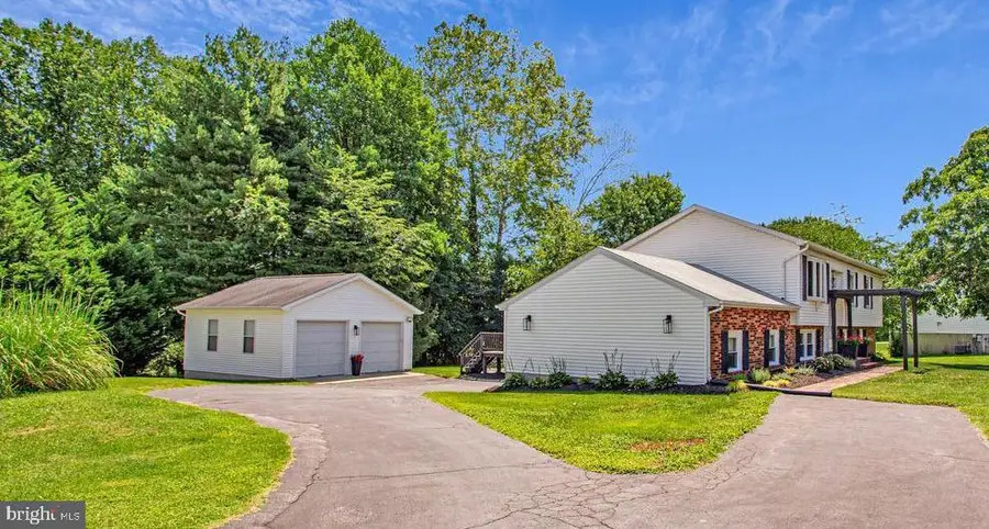 8541 Saint Andrews Dr, Chesapeake Beach, MD 20732 - #3