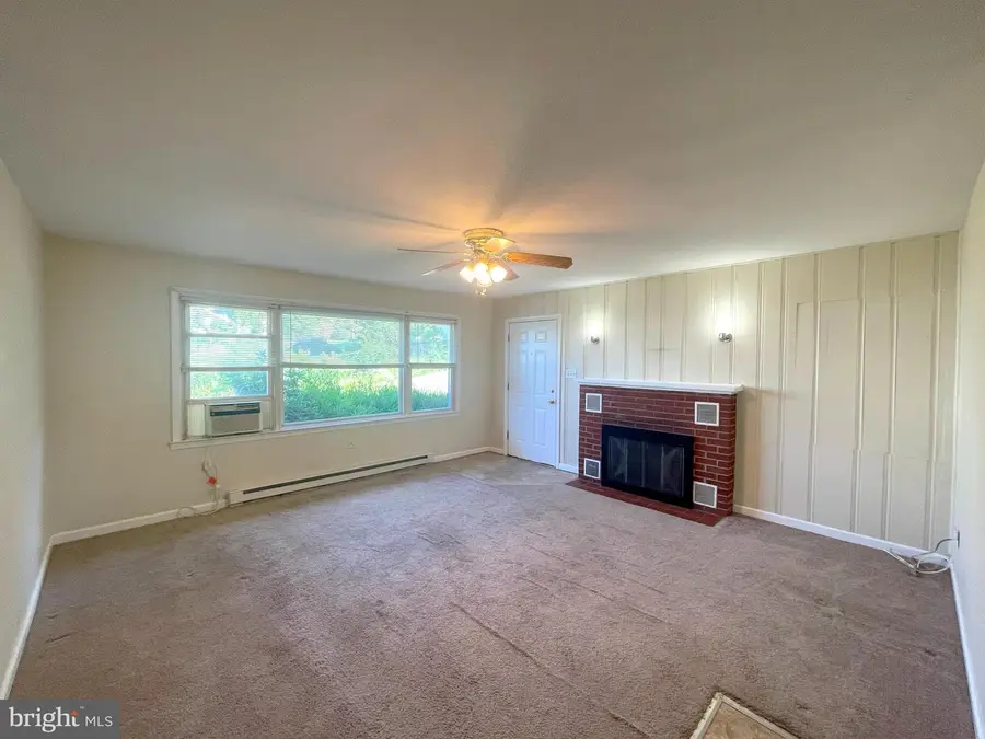 292 Dresser Ave, Prince Frederick, MD 20678 - #3