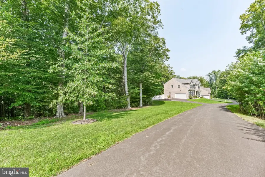 3260 Monroe Dr, Huntingtown, MD 20639 - #3