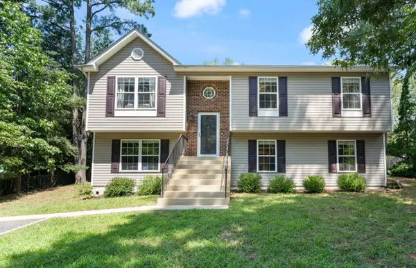 1126 Stagecoach Trl, LUSBY, MD 20657