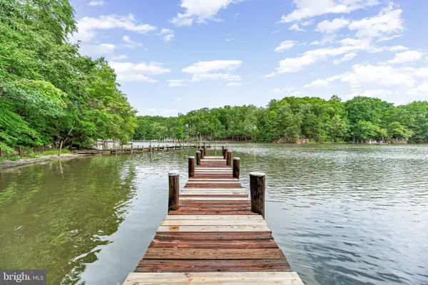 12641 Calvert Ct, LUSBY, MD 20657