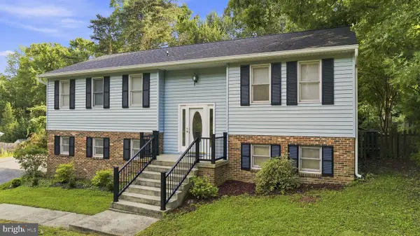 2725 Cove Point Rd, LUSBY, MD 20657