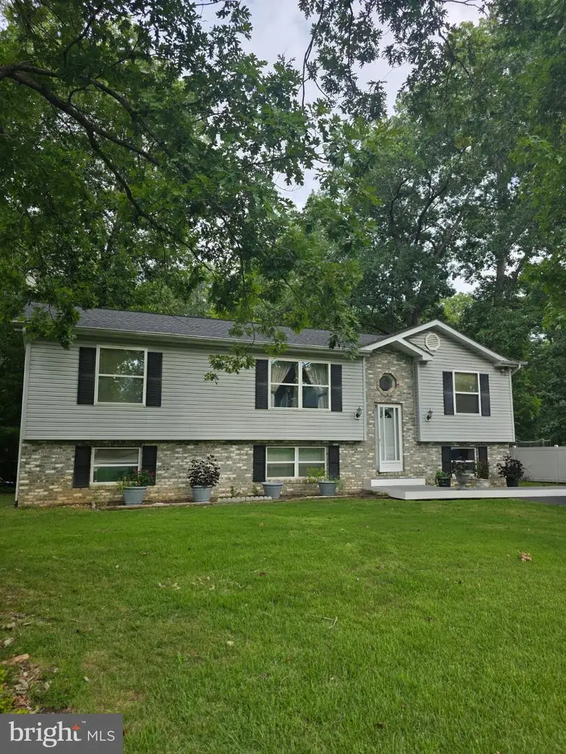 12120 Long Wolf Ln, Lusby, MD 20657 - #1