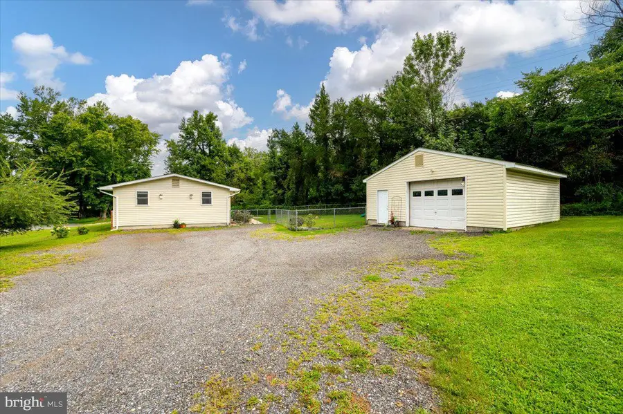 19 Robshire Manor Rd, Huntingtown, MD 20639 - #3