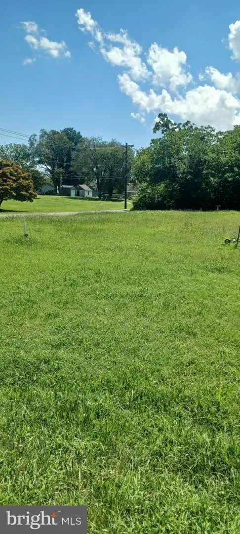 561 Maryland Ave, Lusby, MD 20657 - #3