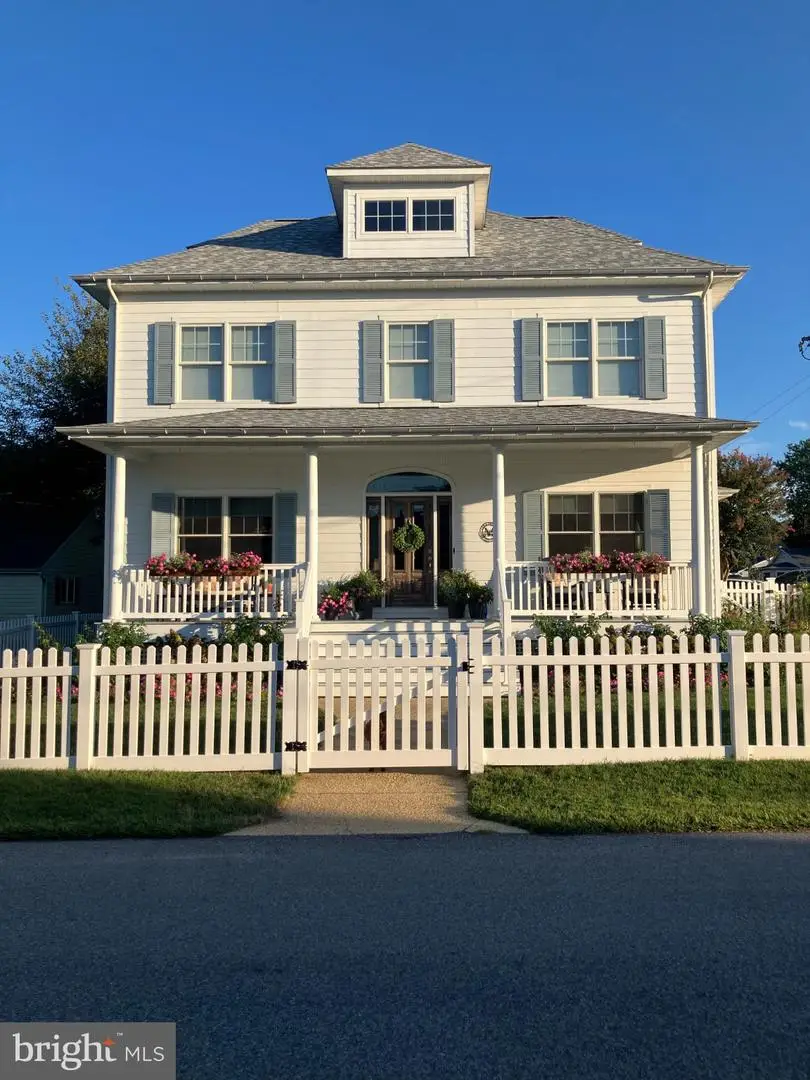 14251 Calvert St, Solomons, MD 20688 - #1