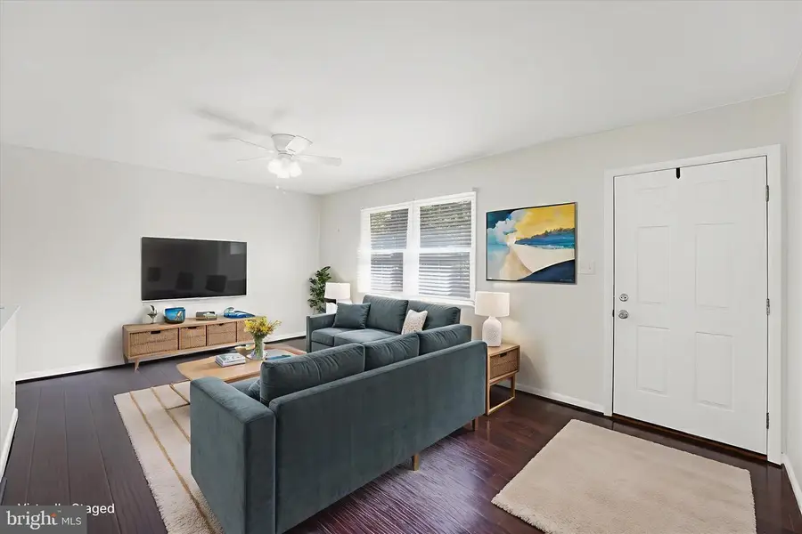 120 White Pine Cir, Elkton, MD 21921 - Image #2