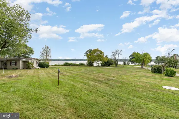 Shore Dr, NORTH EAST, MD 21901