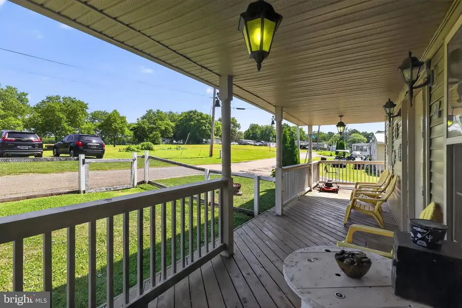 28 Beechwood St, Earleville, MD 21919 - #3