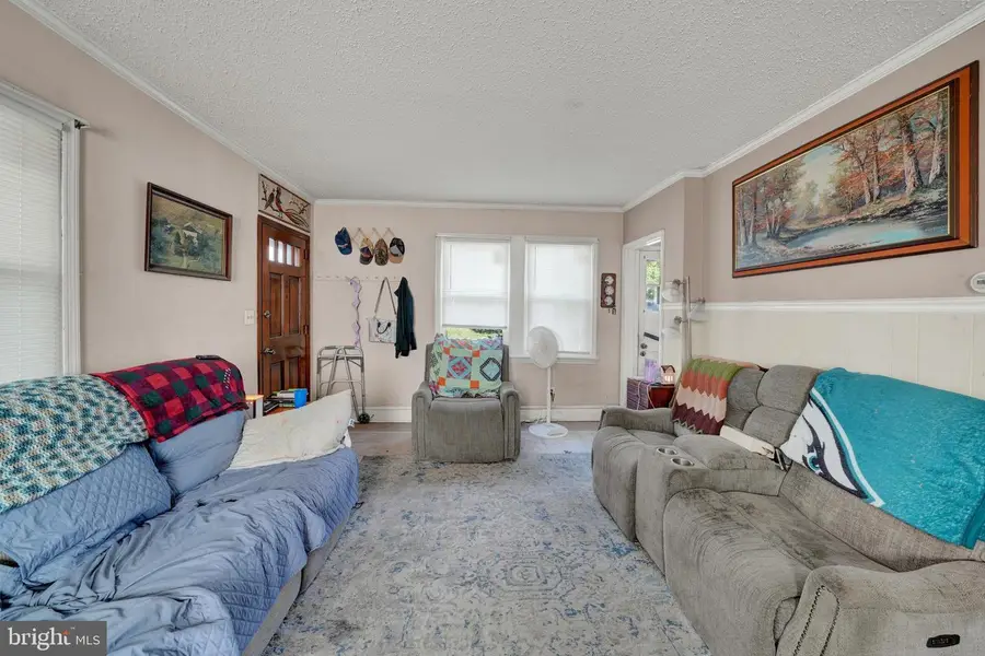 220 W Main St, Elkton, MD 21921 - #3