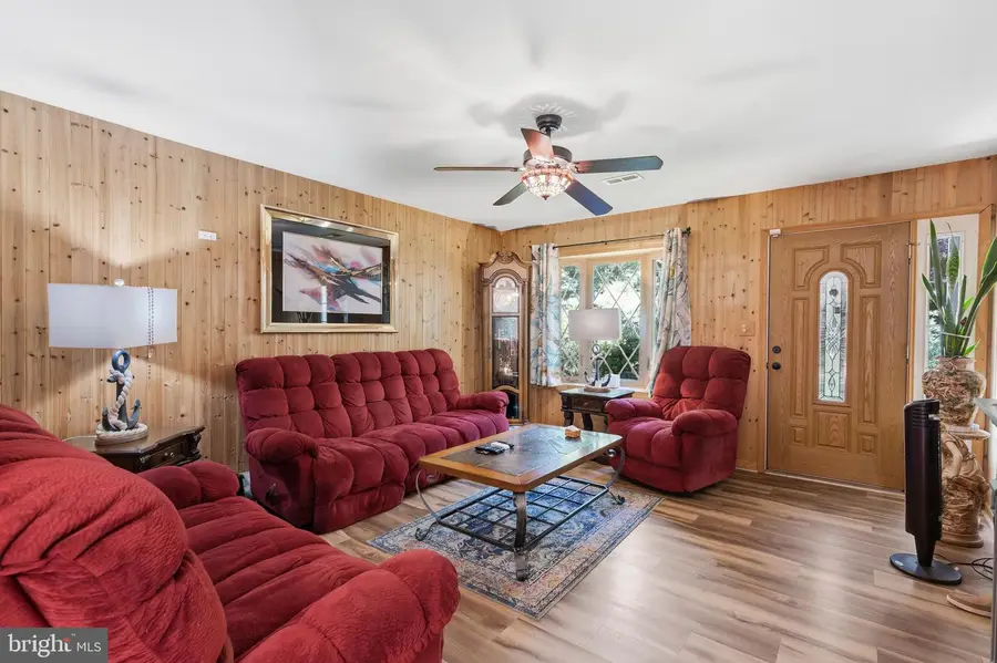 37 Clearview Ave, North East, MD 21901 - #3