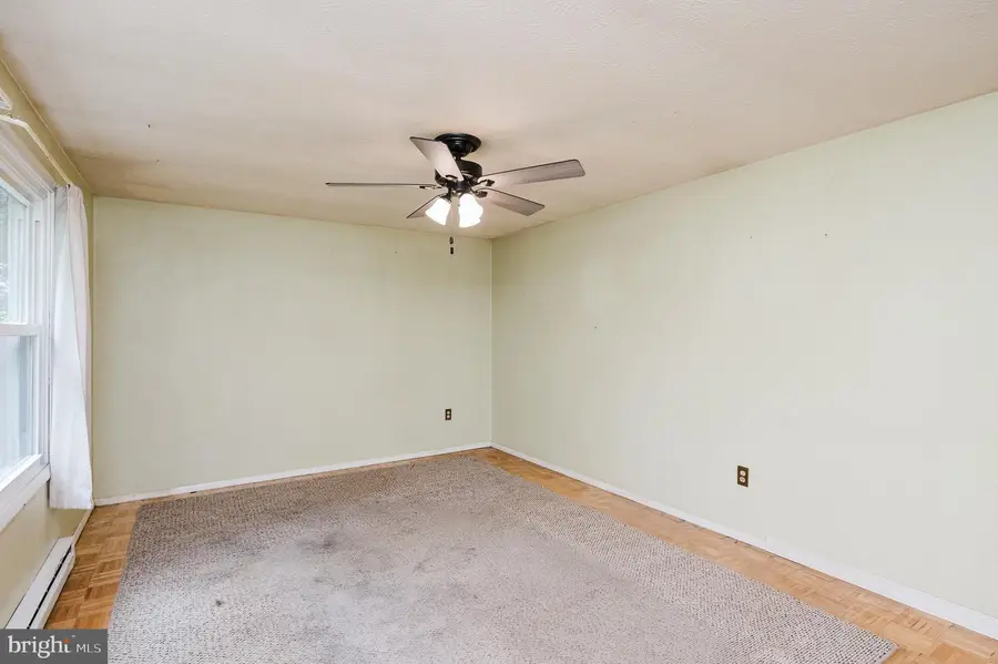 422 N Walnut St, Rising Sun, MD 21911 - #2