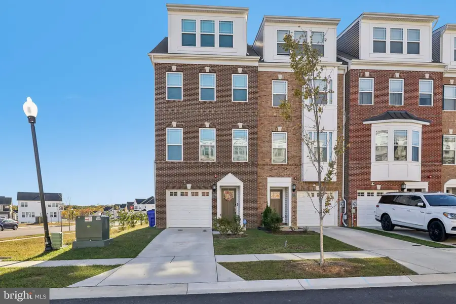 11720 Emily Dickinson Pl, White Plains, MD 20695 - Image #2