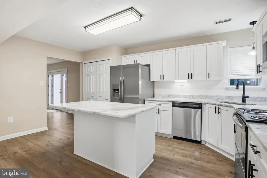 6814 Jaguar Ct, Waldorf, MD 20603 - Image #3