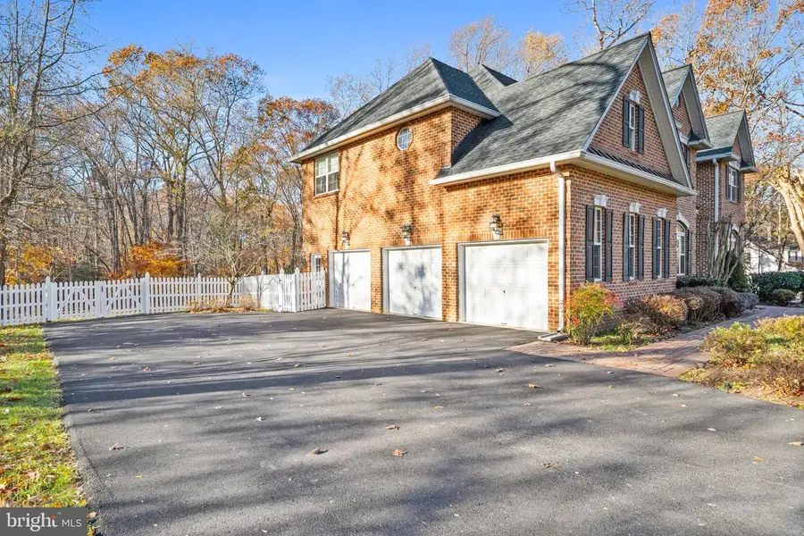 7795 Locust Pl, Port Tobacco, MD 20677 - Image #2