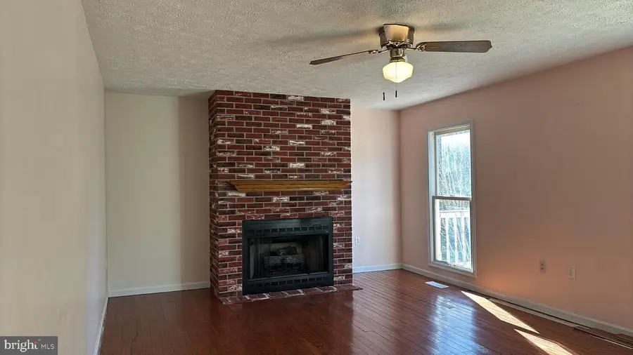 8525 Trinity Church Rd, Charlotte Hall, MD 20622 - Image #2