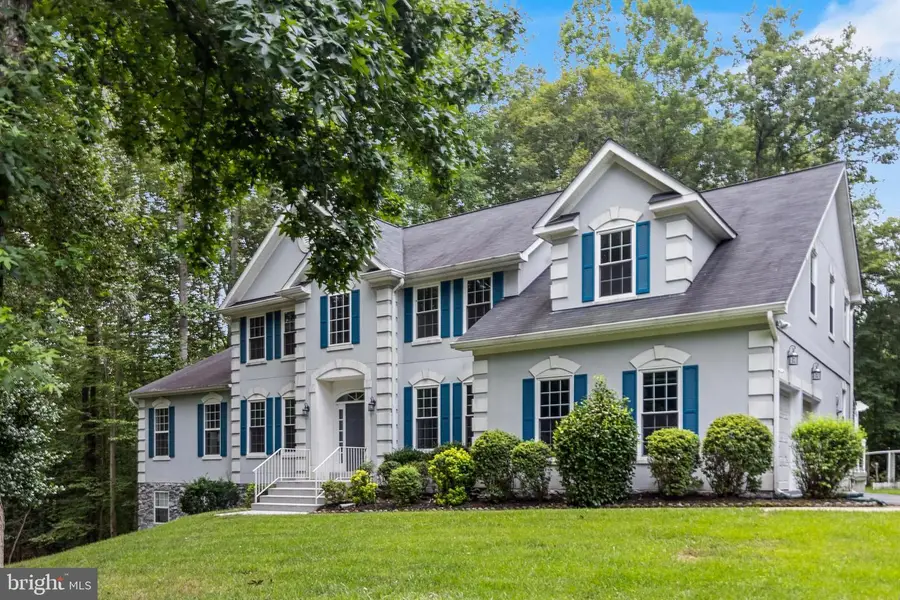 8845 Locust Grove Dr, Port Tobacco, MD 20677 - Image #2