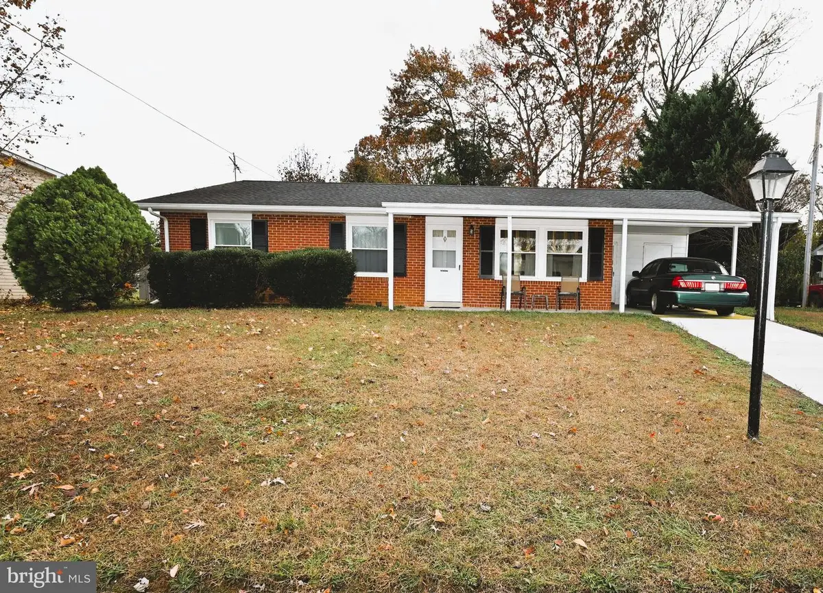 137 Garner Ave, Waldorf, MD 20602 - Image #1