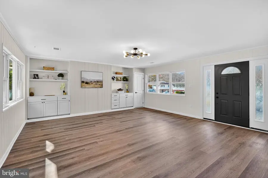 8021 Holly Ave, Waldorf, MD 20601 - Image #3