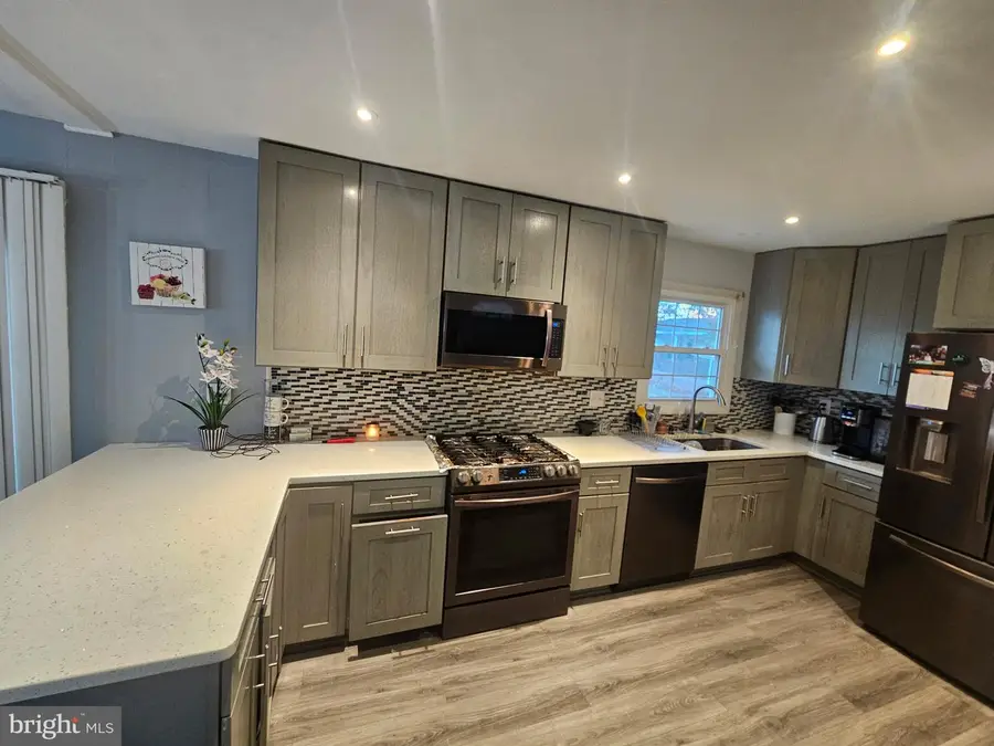 1102 Copley Ave, Waldorf, MD 20602 - Image #2