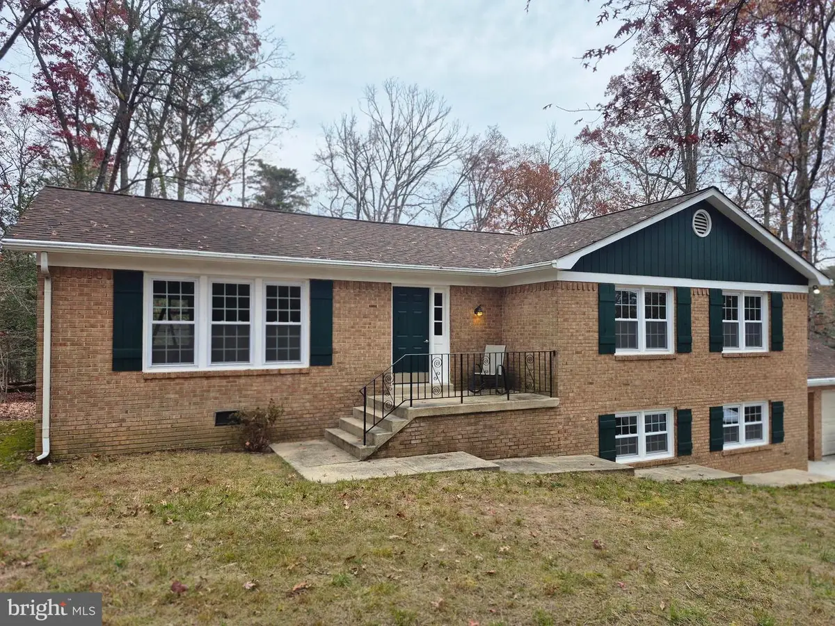 4665 Duley Dr, White Plains, MD 20695 - Image #1