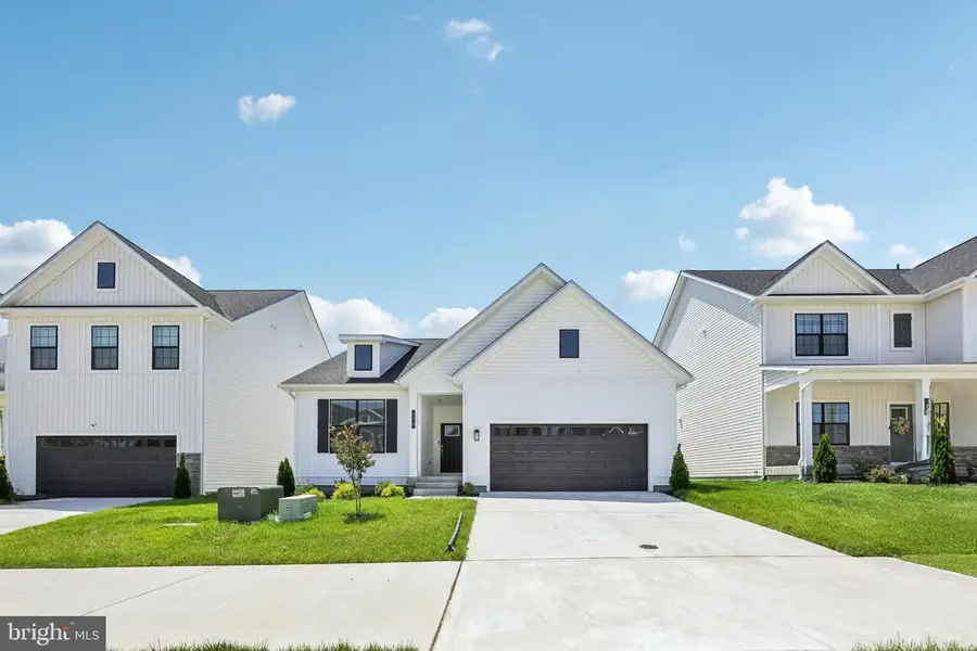 653 Hoot Owl Ln, La Plata, MD 20646 - Image #2