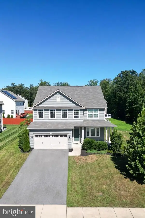 8881 Bancroft Dr, WALDORF, MD 20603